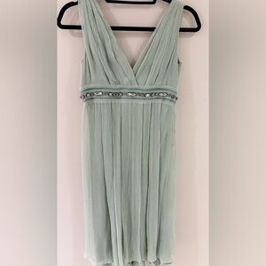Elegant Silk Sleeveless Mint Green Dress